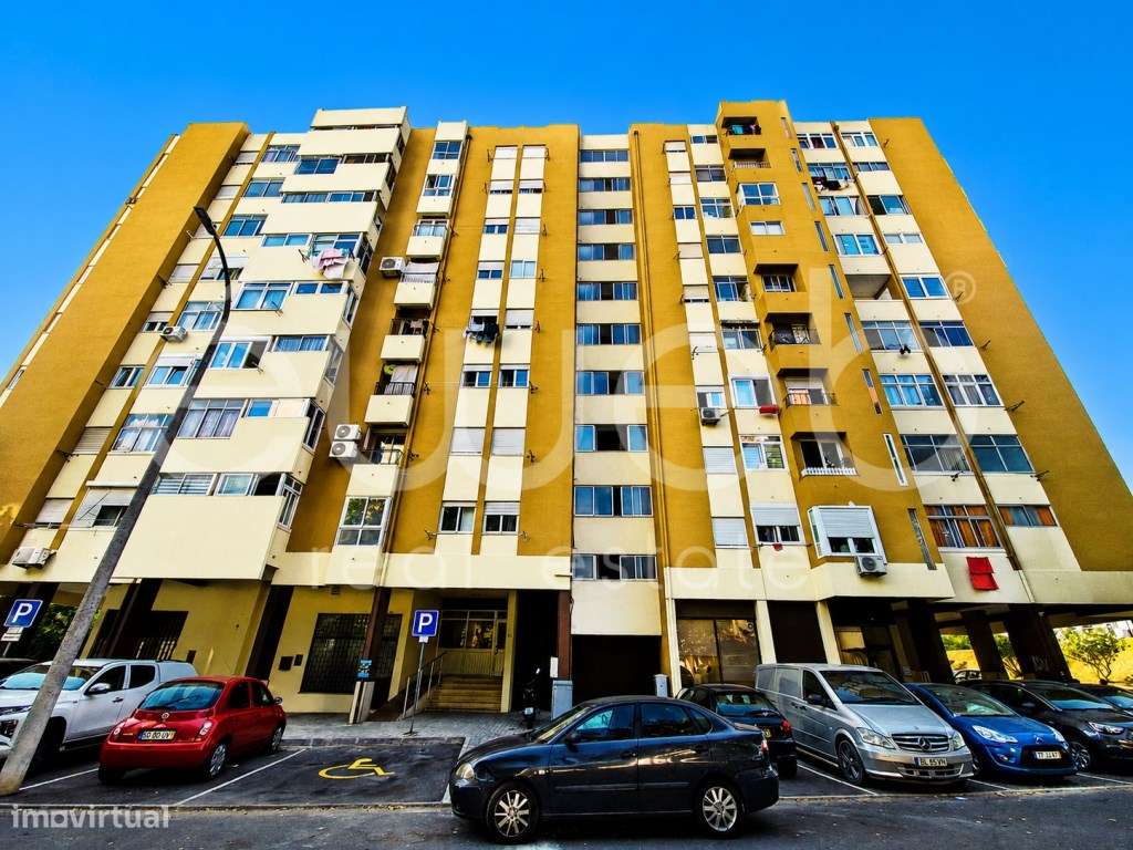 Apartamento T2 Remodelado, Bonfim-23
