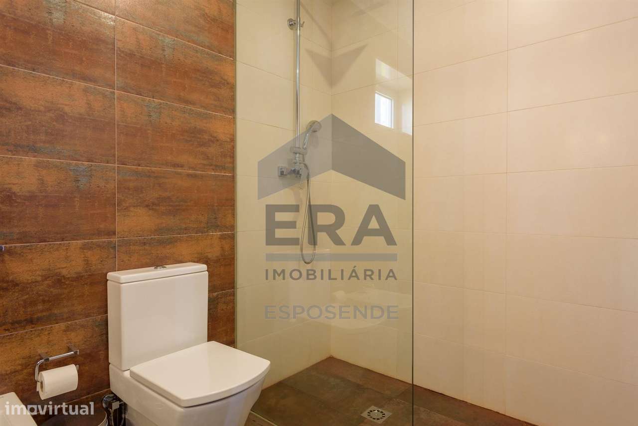 Moradia Isolada T3, Vila Cova-17