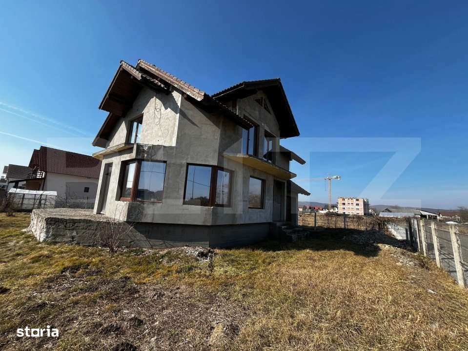 Casa semifinisata, 6 camere la 5 Km de Beclean - Imagine principală: 4/19