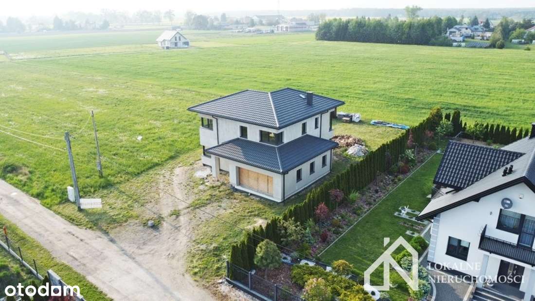 Nowoczesna, elegancka willa w miejscowości Brzozów-Kolonia na sprzedaż-9
