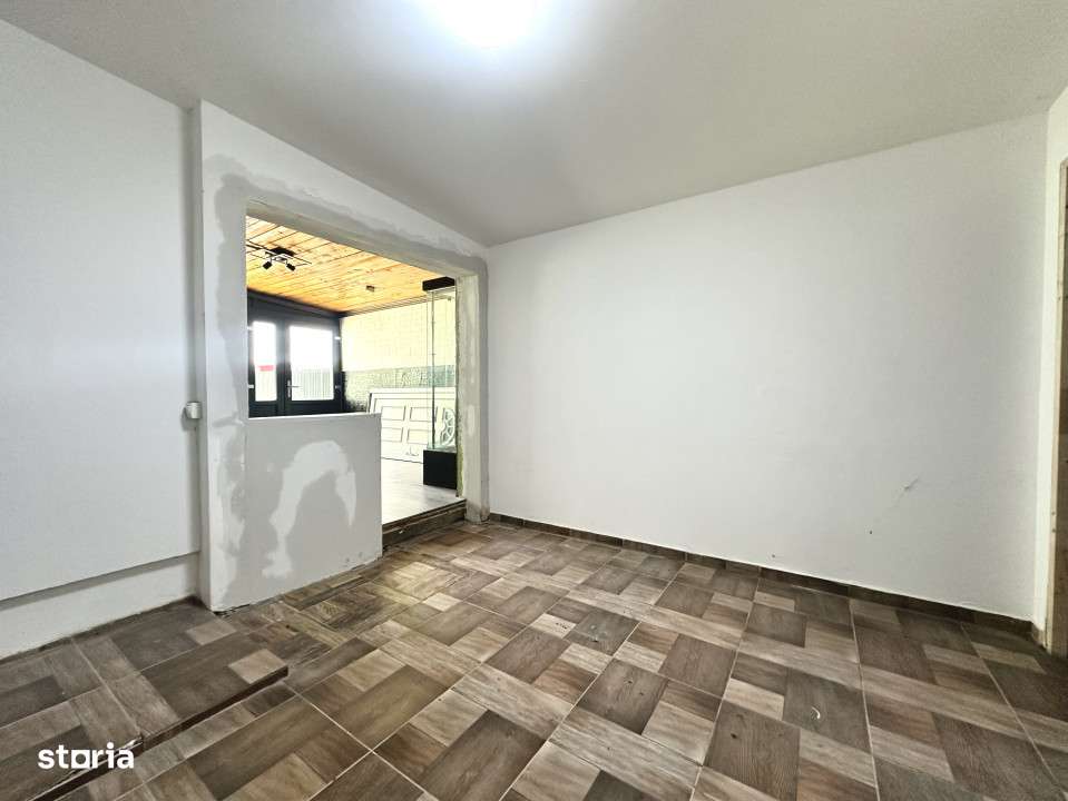 De inchiriat, spatiu comercial, 4 camere - zona de top Dumbravita - Imagine principală: 2/4