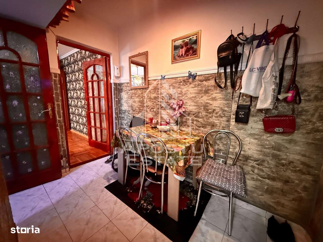 Apartament cu 2 camere, la parter cu balcon, zona Sagului - Imagine principală: 5/7