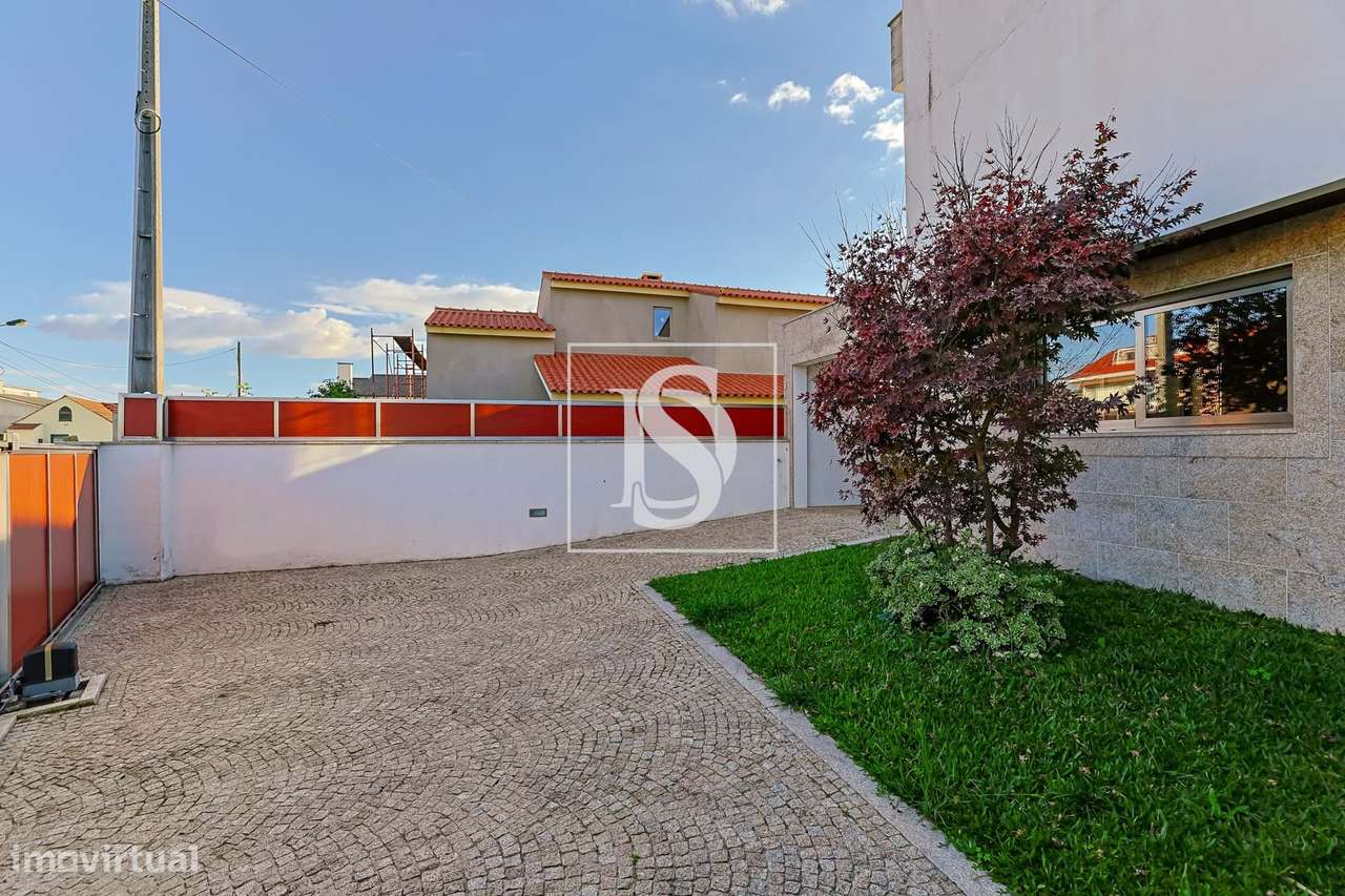 Moradia T4 c/ Piscina, com Vista Mar –  Esposende-32