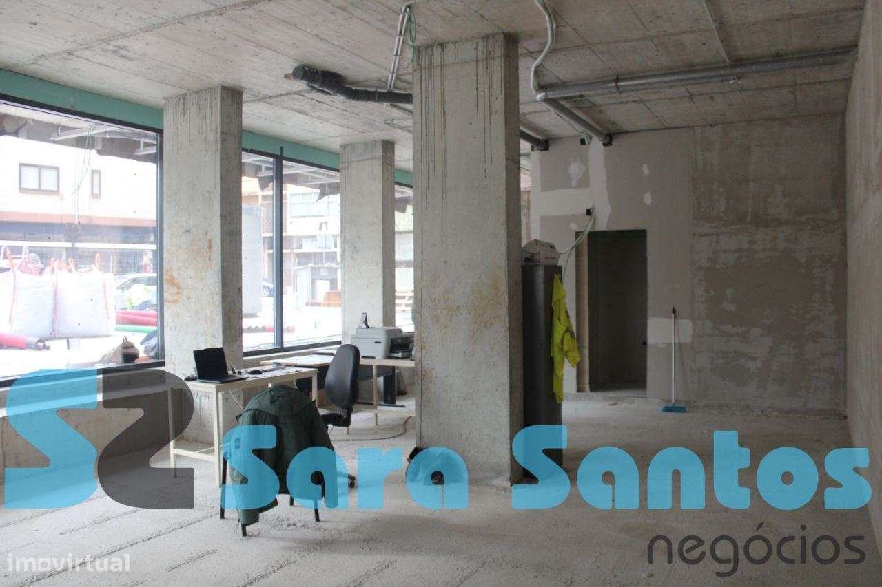 Loja Nova C/ 74m2 e Wc Privativo e Lugar de Garagem centro Vila Nov... - Grande imagem: 5/7