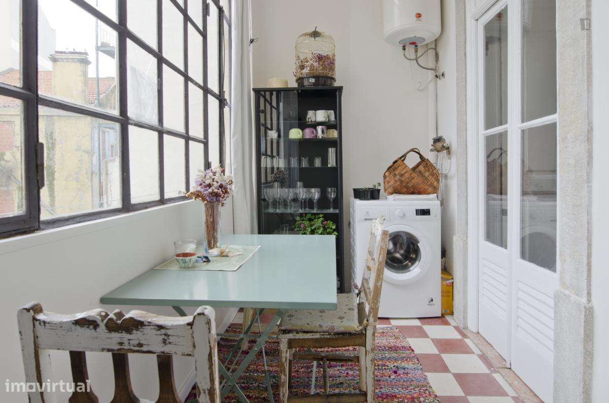 Quarto - localizado em Arroios Lisbon - Grande imagem: 3/7