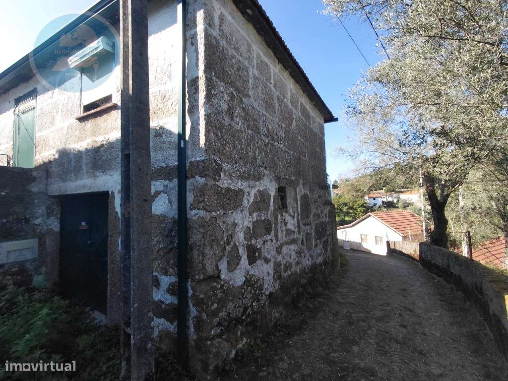 Casa Rústica em Pedra com Terreno para Restauro - Cambeses, Cabecei...-8