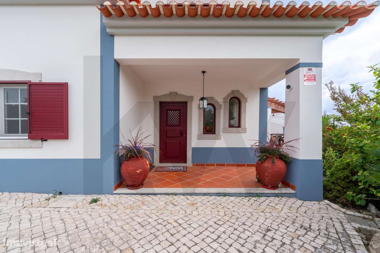 Moradia T4 com Piscina Aquecida e Vista Desafogada no Reguengo Grande - Grande imagem: 4/30