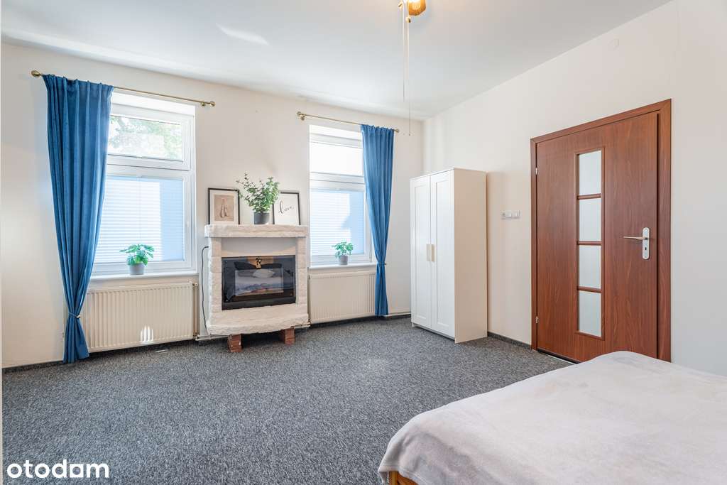 Nowa niższa cena 2 pokoje oddzielna kuchnia, garaż-0