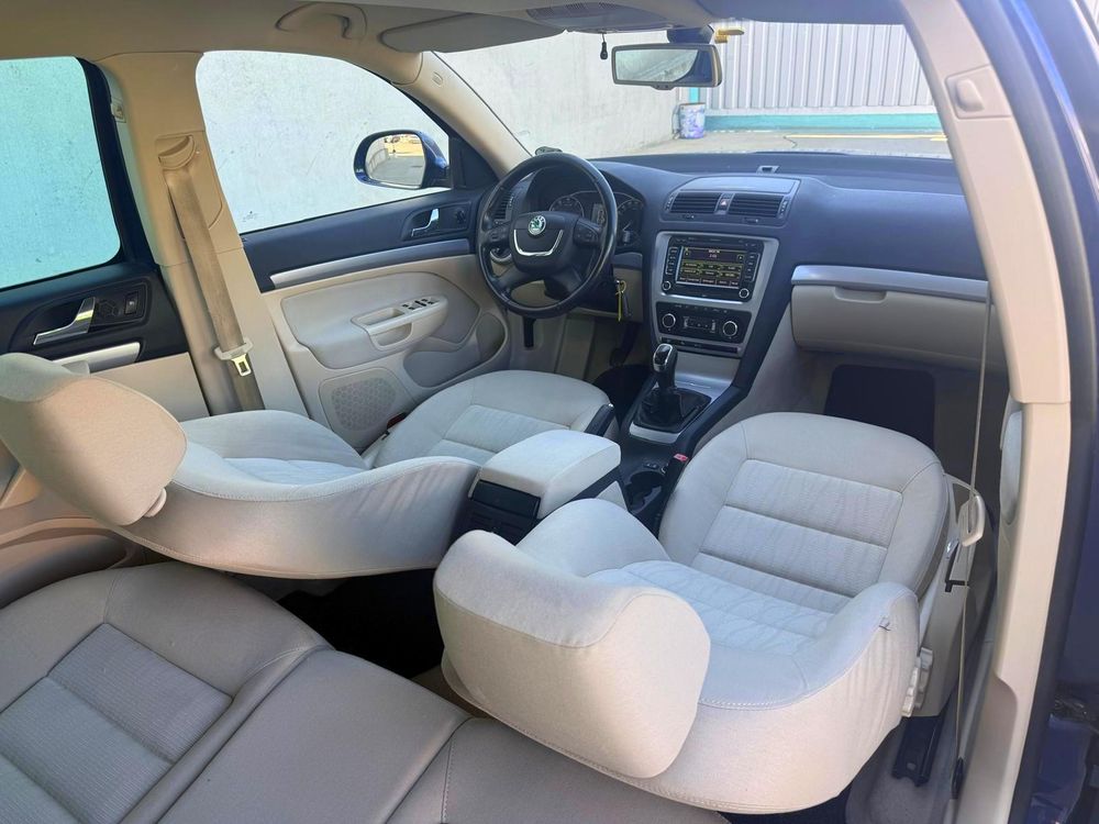 Skoda Octavia II [2004 - 2013] 1.2 TSI FAMILY 2012