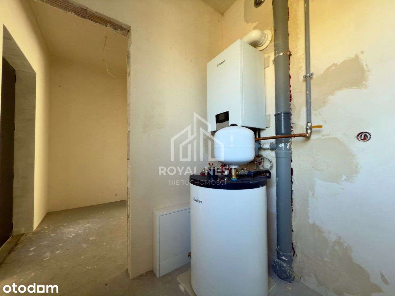 Nowoczesny dom w zabudowie bliźniaczej bez PCC-4