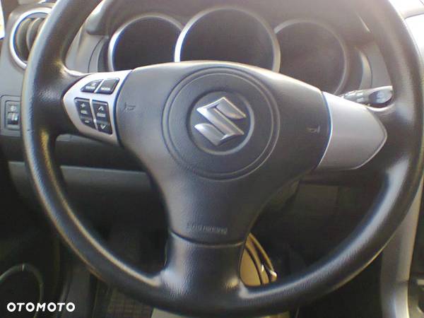 Suzuki Grand Vitara 2.0 De luxe - 6