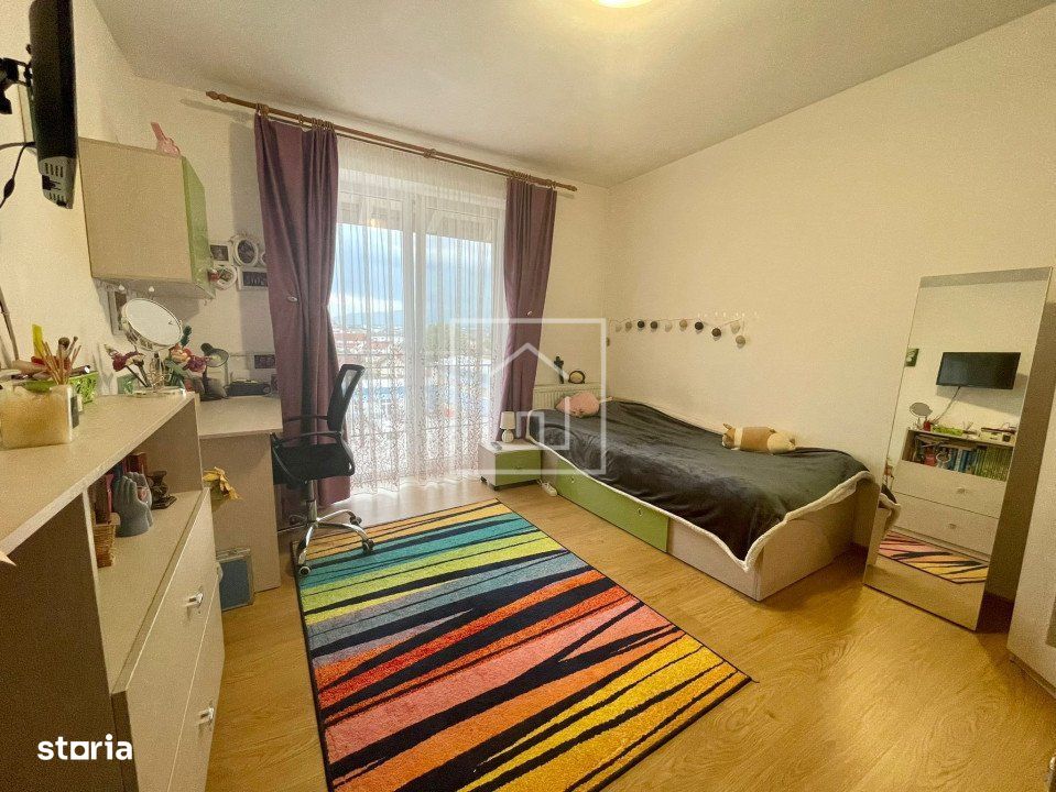 Apartament 3 camere decomandate 75 mpu 2 bai parcare zona Turnisor