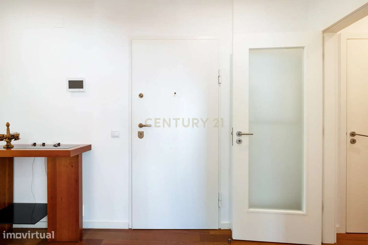 Fantástico Apartamento T3  | 212m² | Bessa | Boavista-8