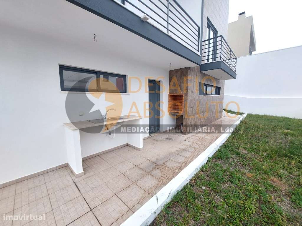 Moradia Isolada T5, boas áreas. Quinta da Alembrança - Feijó-49