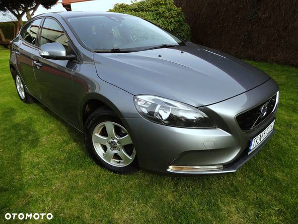 Volvo V40 CC D2 Momentum - 32