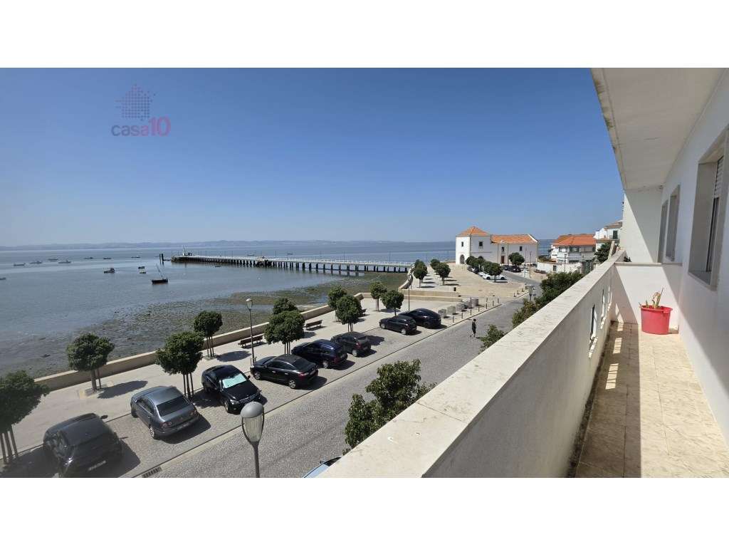 T2 para venda com vista deslumbrante sobre o Tejo, em Alcochete-6