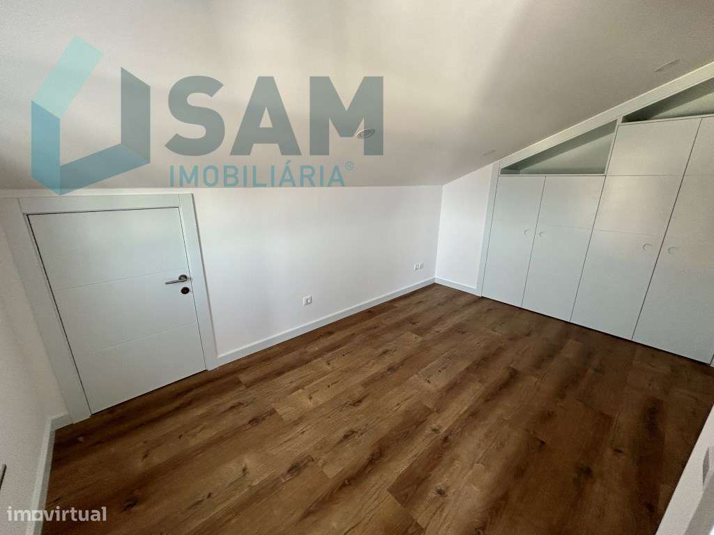 Moradia T3, localizada em Coimbrã - Grande imagem: 5/20