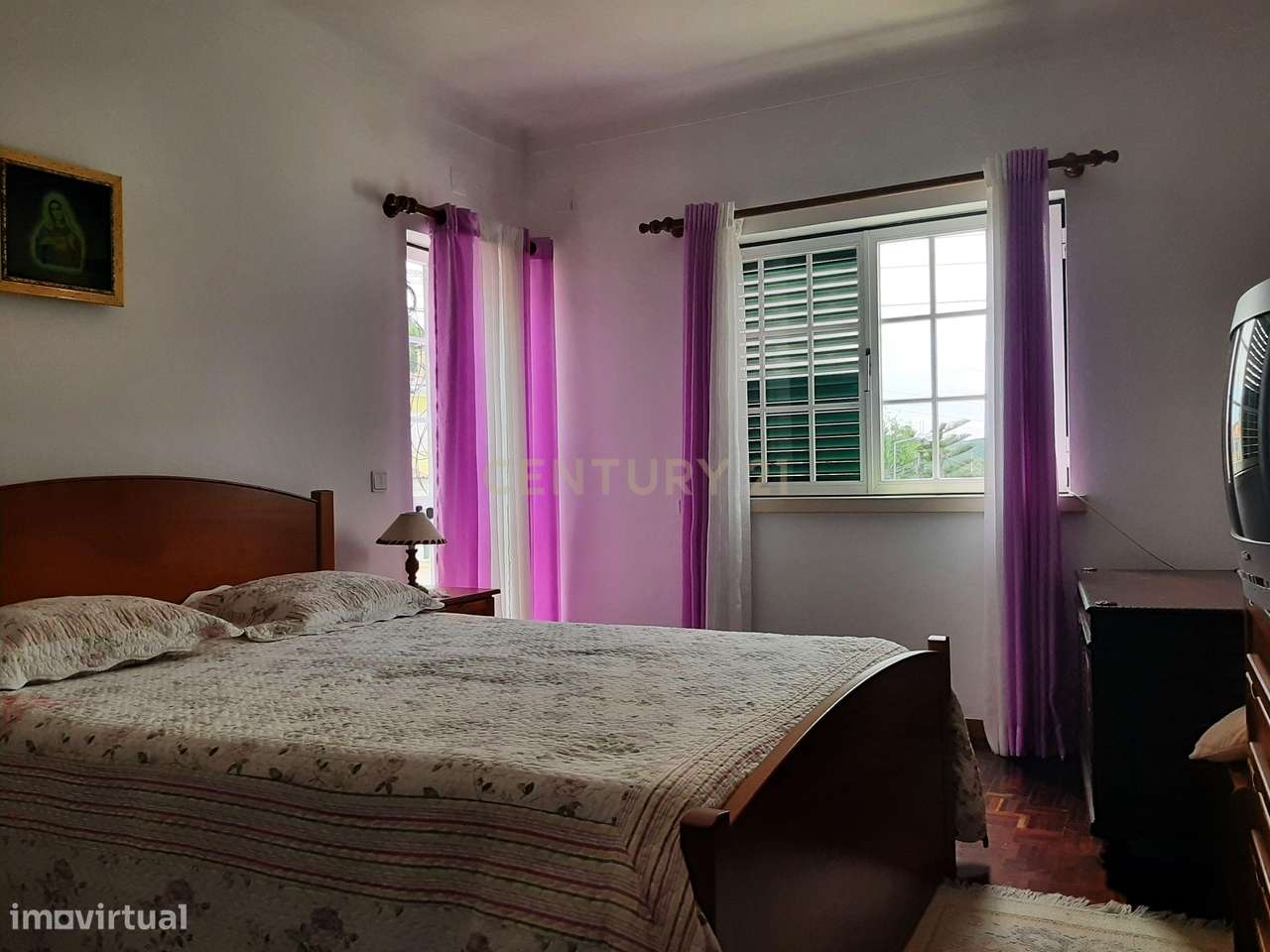 Espetacular Moradia T3 em Lousa com Garagem e Varandas-26