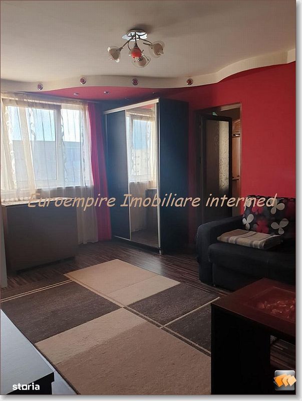 Apartament 2 camere de vanzare zona Casa de Cultura