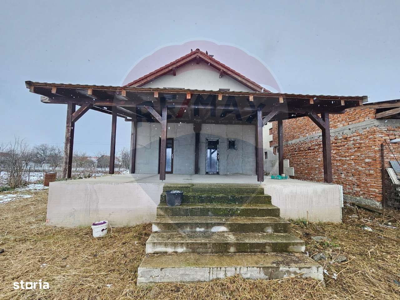 Casa de vanzare - Imagine principală: 3/9