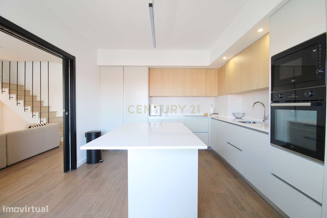 Apartamento em estado novo, T3 Duplex em Pinhal Novo, Palmela - 233.55 - Grande imagem: 5/55