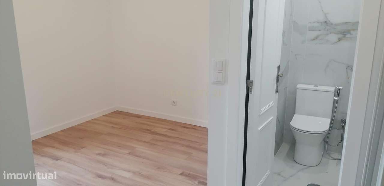 Apartamento de 4 Assoalhadas com Vista sobre o Parque da Paz situado n-15