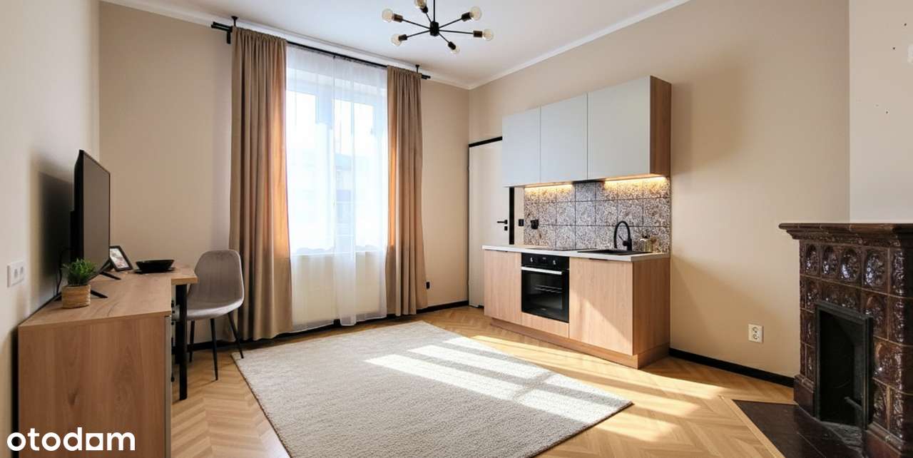 Zadbana narożna Kamienica-okolice Rynku Głównego-14