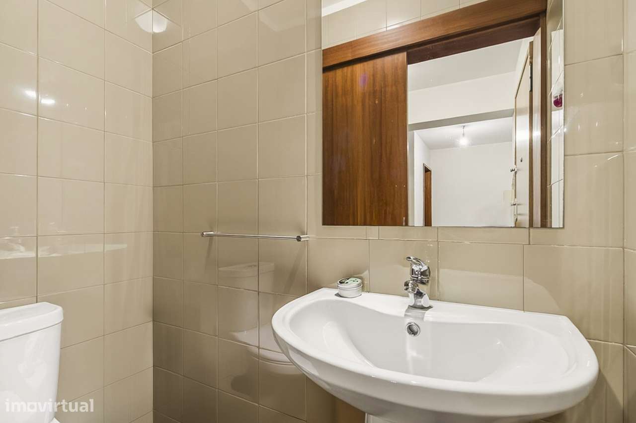 T3 Duplex com Jardim Privativo, O Conforto de uma Moradia  Porto-8