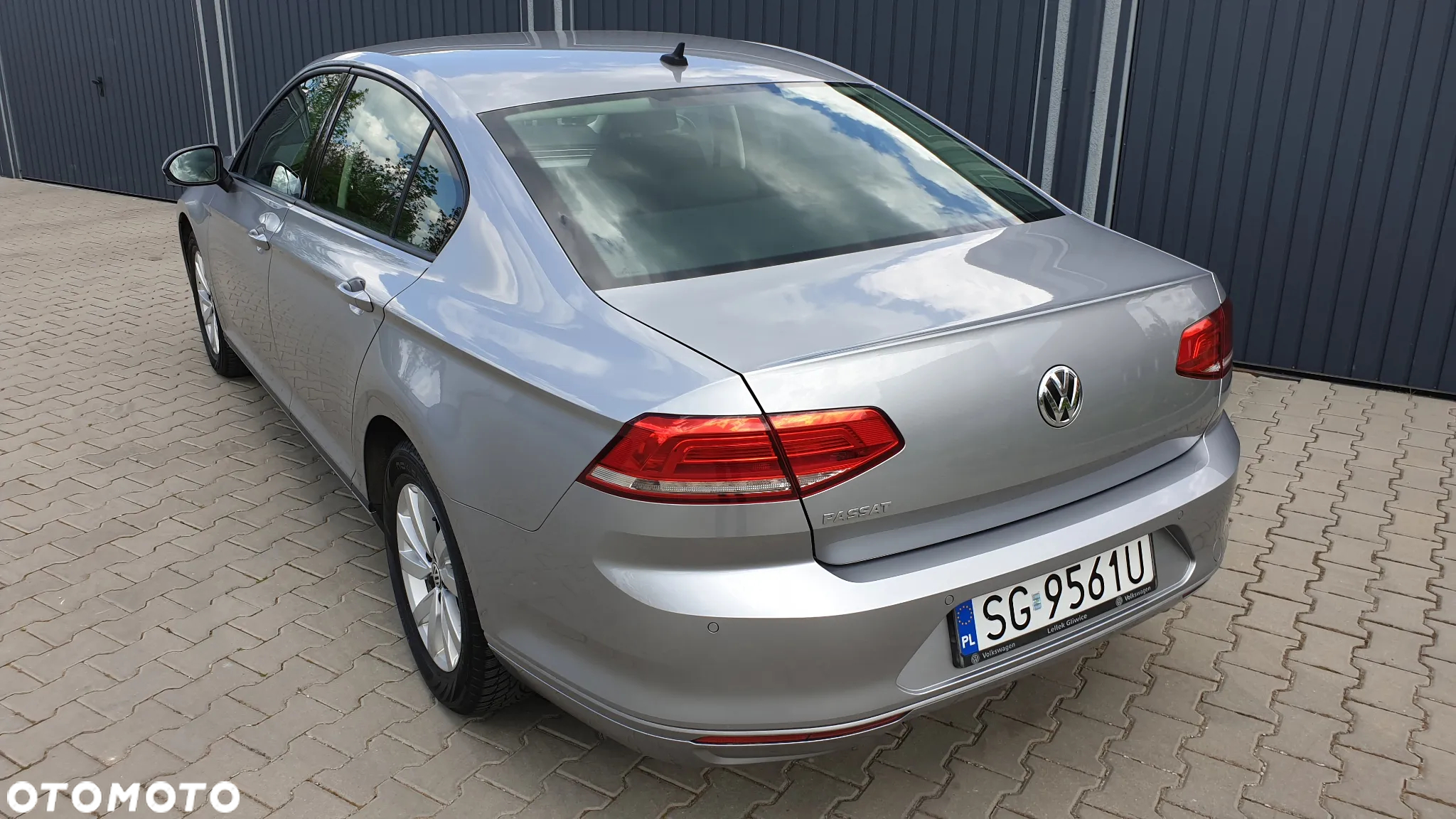 Volkswagen Passat 1.4 TSI BMT Trendline - 3