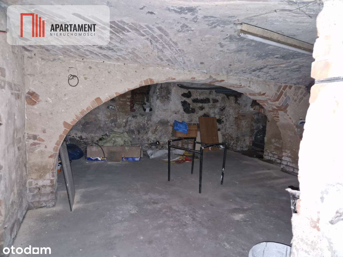 Dom w stylu dworkowym z dużą działką-18