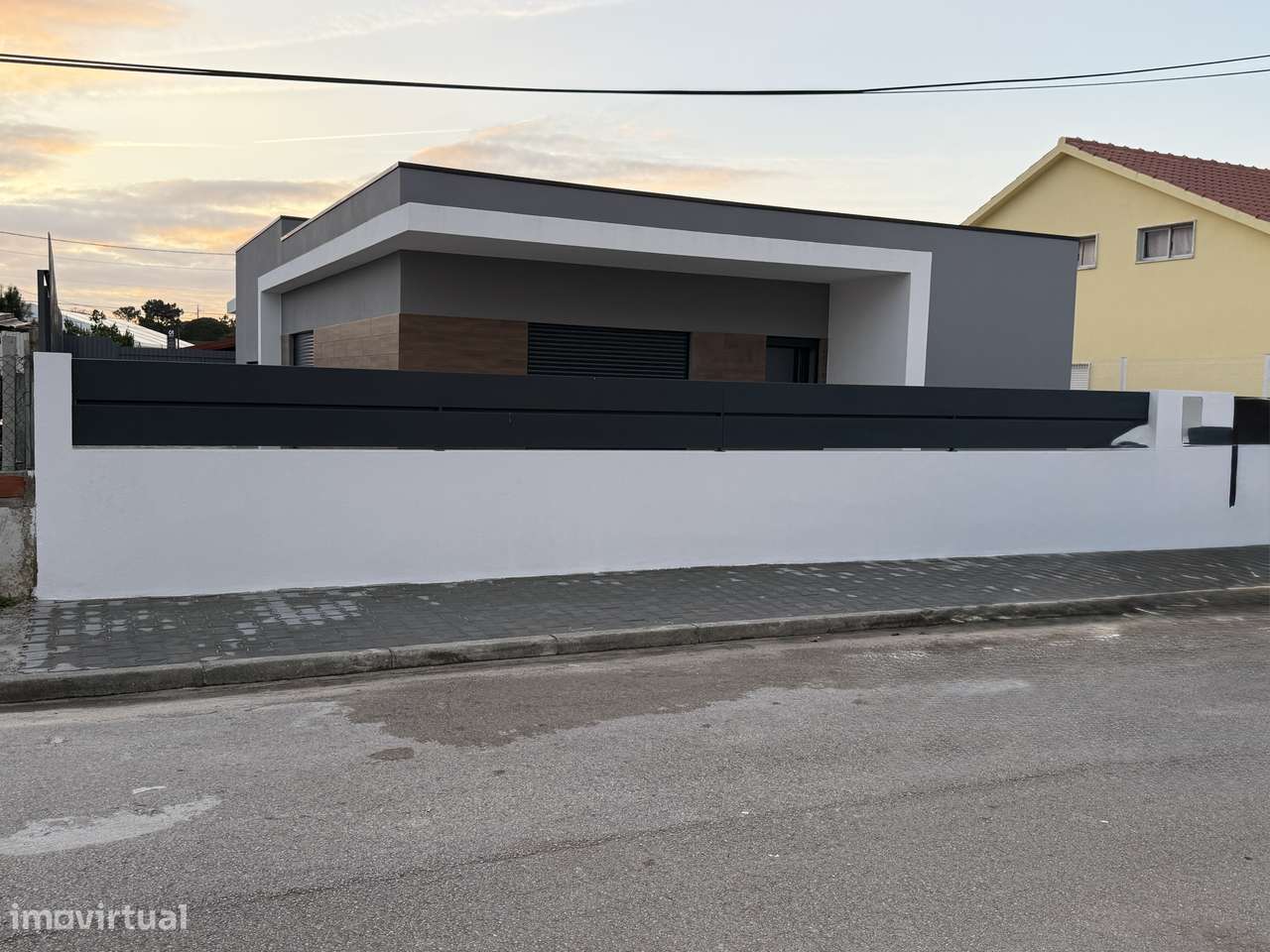 Moradia T4 térrea Fernão Ferro Pinhal do General-6