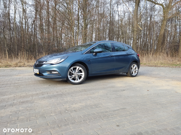 Opel Astra 1.4 Turbo Innovation - 1