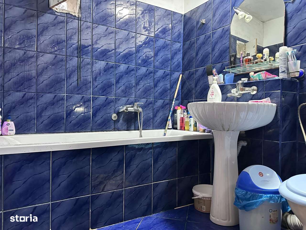 Apartament spațios cu 4 camere de vânzare!-12