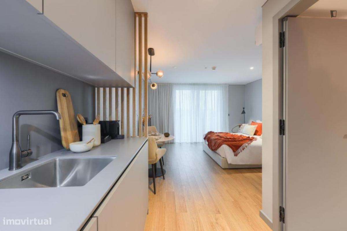 Estúdio - localizado em Ramalde Porto - Grande imagem: 5/10