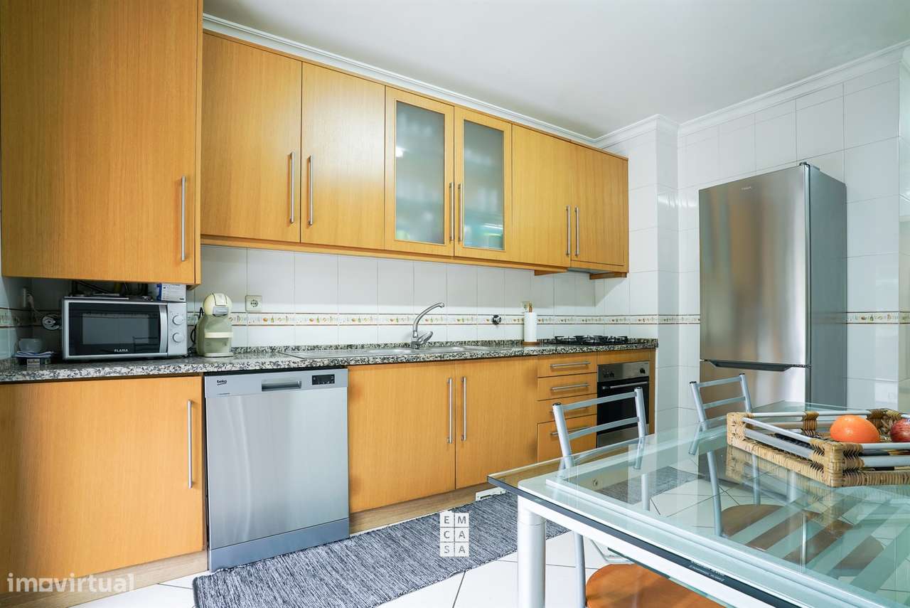 Apartamento T2 Venda em Oliveira de Azeméis, Santiago de Riba-Ul, Ul, - Grande imagem: 3/31