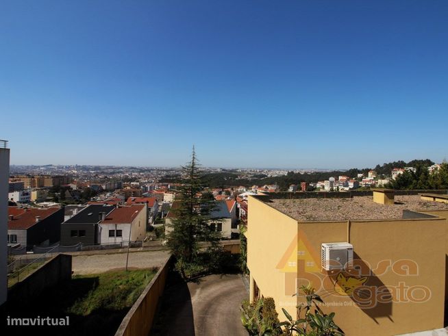 uma moradia única com um panorama ímpar-31