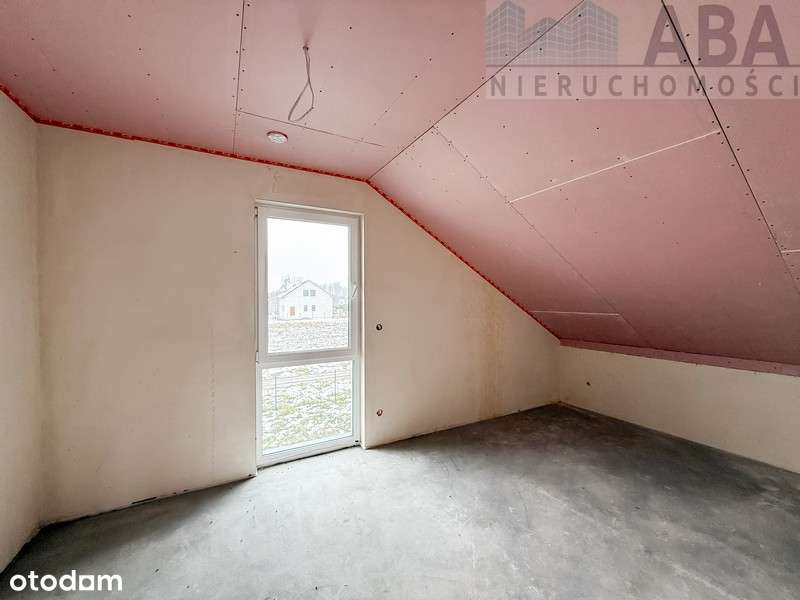 Nowoczesny dom w Polanowie - komfort, styl i przestrzeń-4