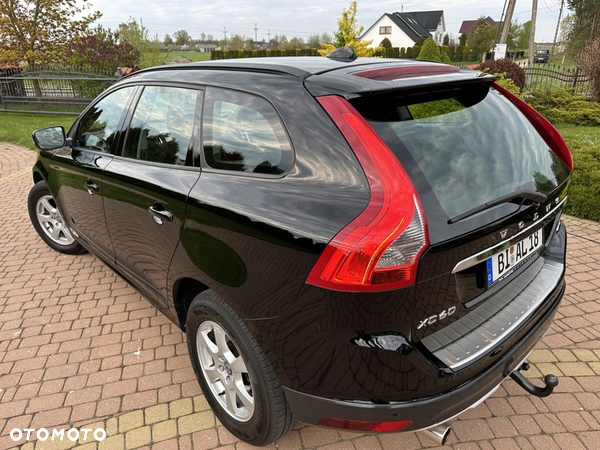 Volvo XC 60 - 4