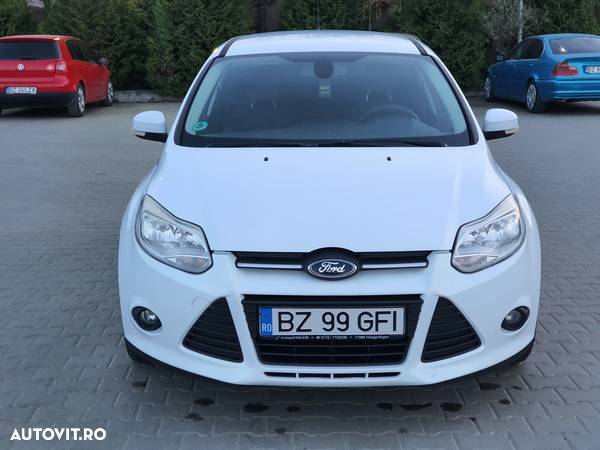 Ford Focus - 11