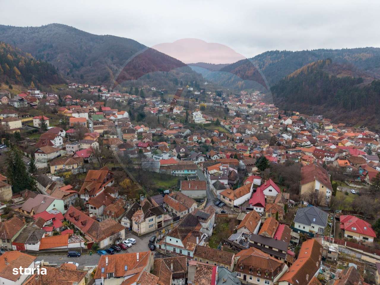 Corp de casă cu 2 studiouri independente, ideal pentru regim hotelier-2