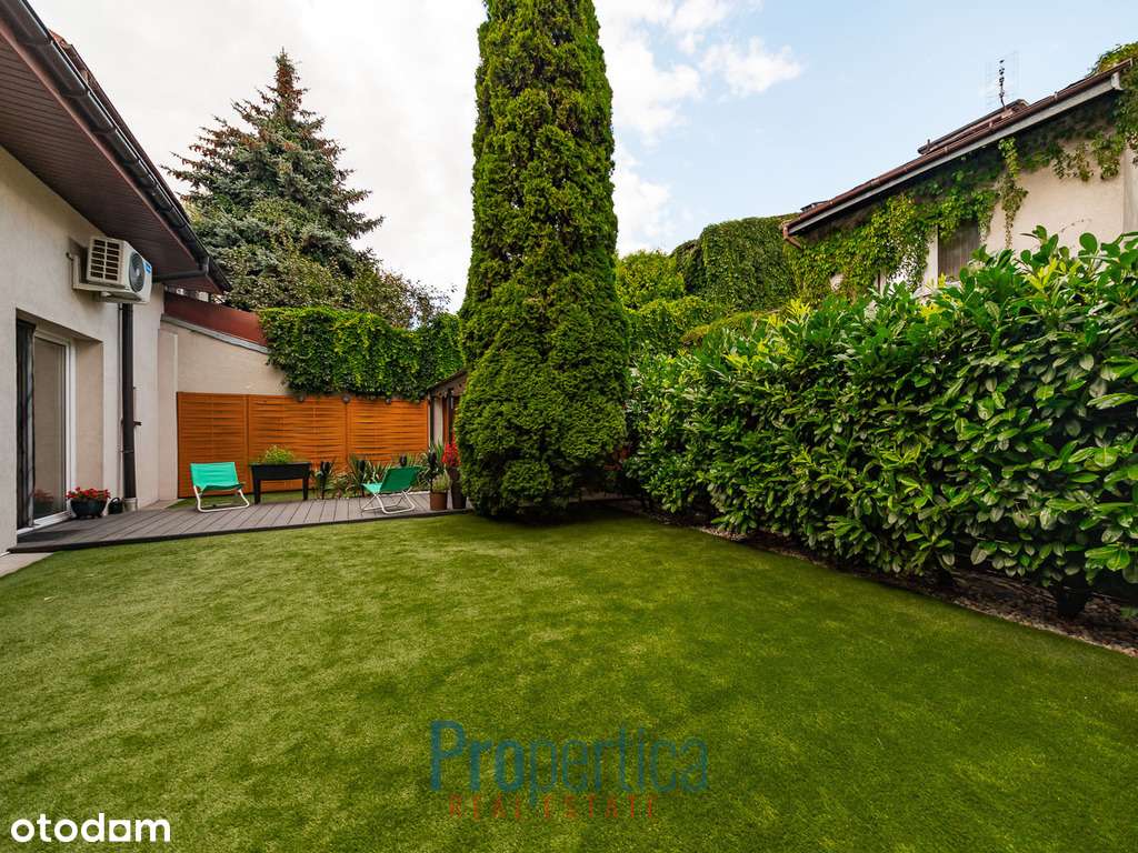 Komfortowy i funkcjonalny dom na Tarchominie-16