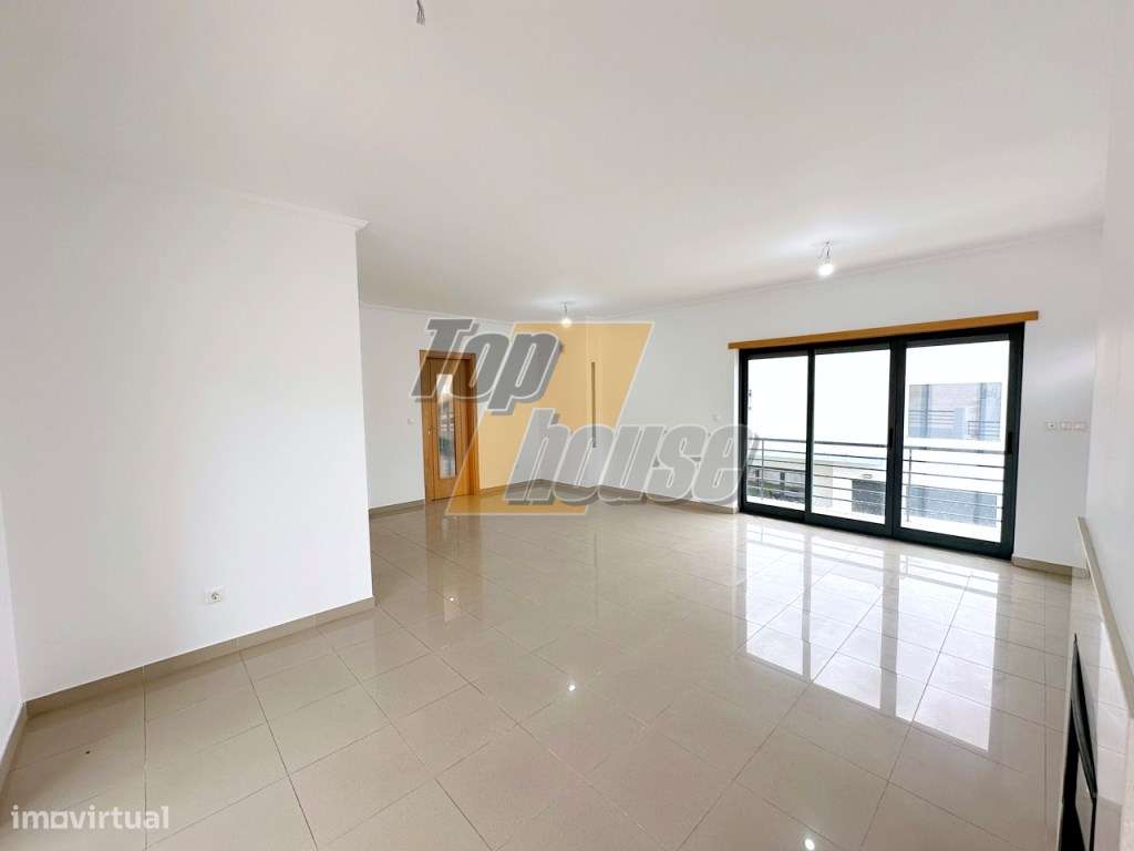 Moradia Isolada T5 Com Cave-16