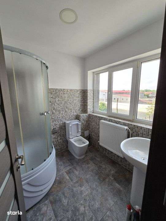 Spatiu birou - Imagine principală: 4/8