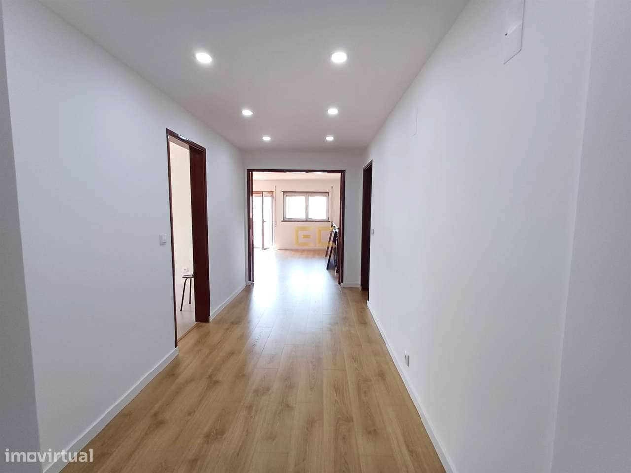 Apartamento T3 para venda, na Figueira da Foz- Alto do Forno! - Grande imagem: 2/22