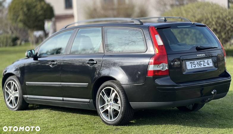 Volvo V50 - 3