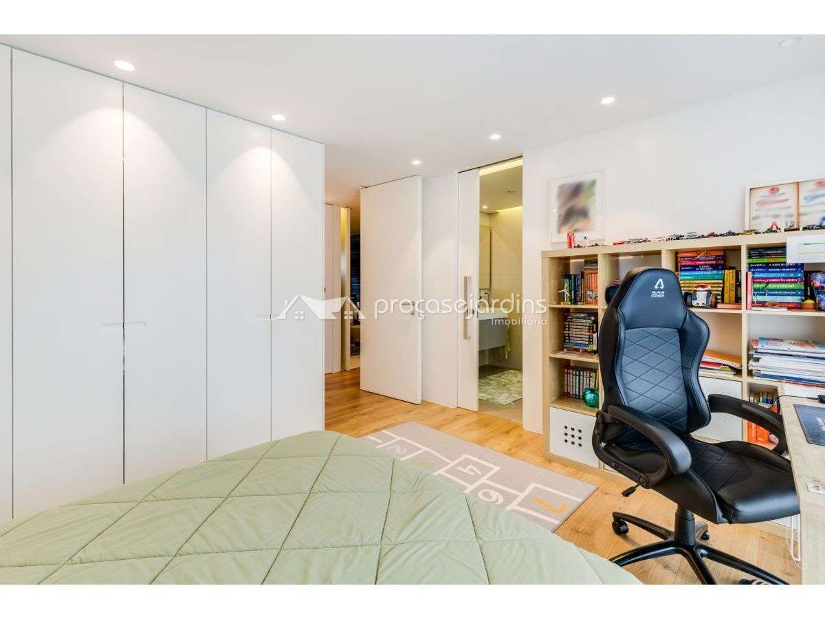 Moradia T5 Contemporânea e elevada eficiência energética – Amor, Le...-31