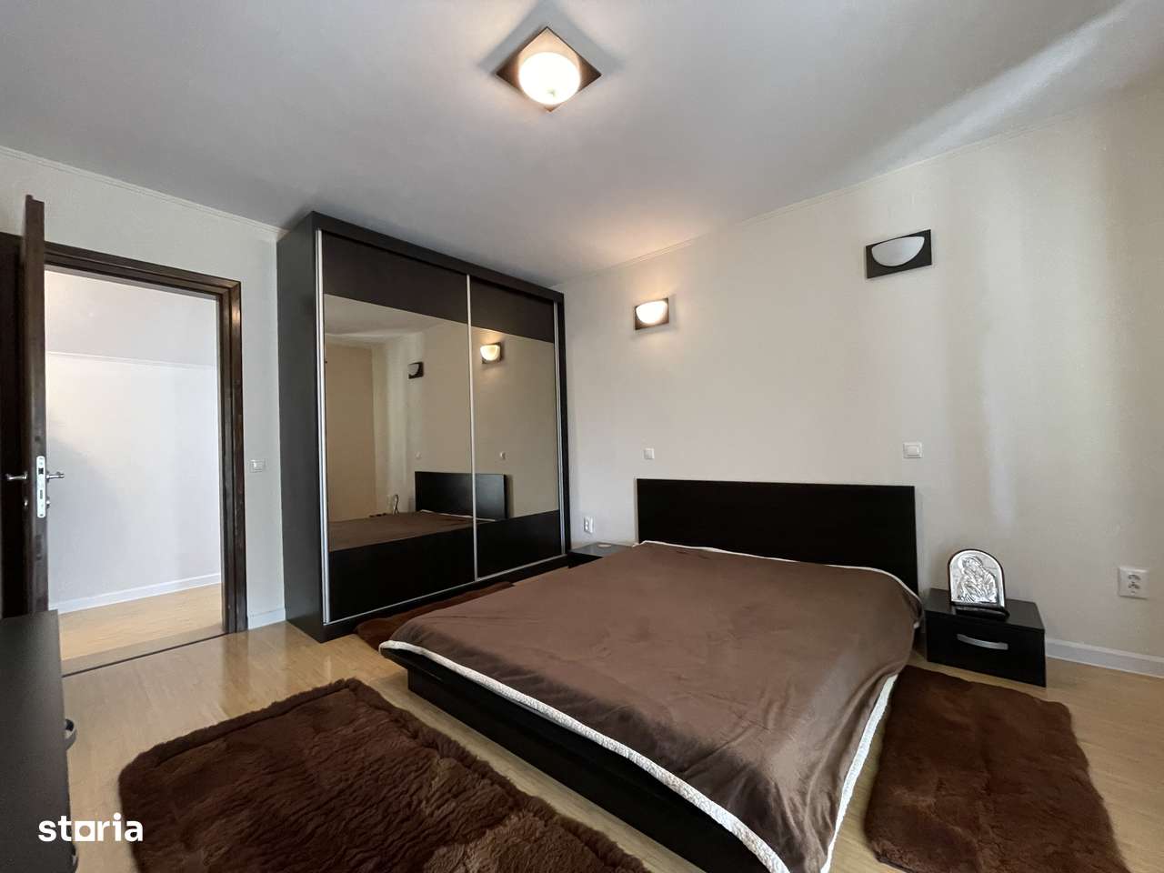 Vila in Corbeanca (Petresti) | mobilata |160 mp util | garaj | curte-2