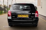 Toyota Avensis 1.8 VVT-i Combi - 14