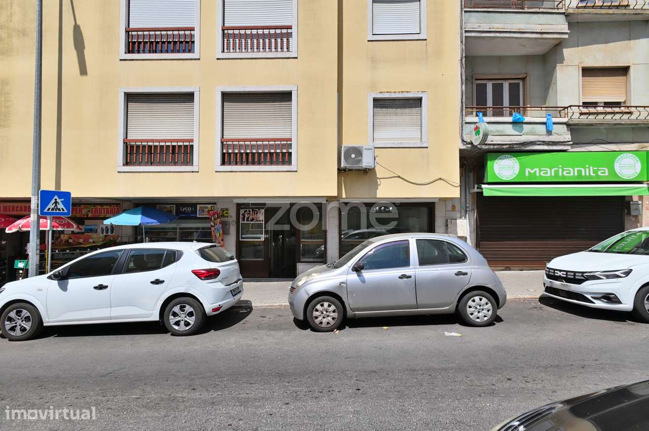 Espaço Comercial Ourivesaria com garagem e terraço no centro de Que... - Grande imagem: 3/19