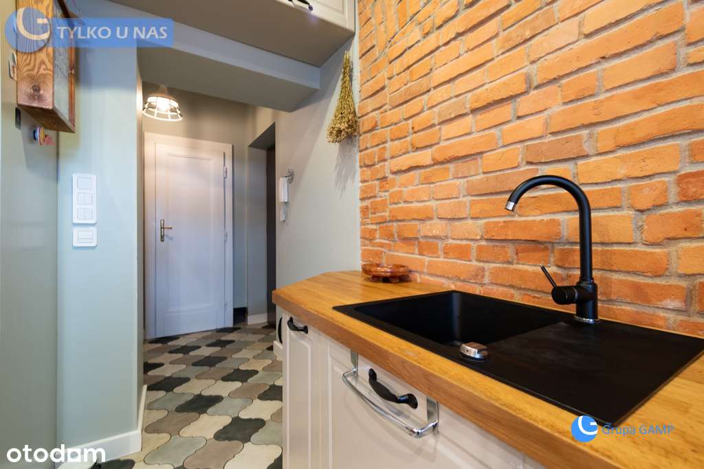 Wyjątkowe 2 pok. mieszkanie przy Nowym Kleparzu-4